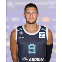 ΣτεφαΝ Μομιροφ