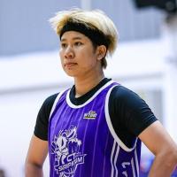สร้อยฟ้า เพ็ชรนิล